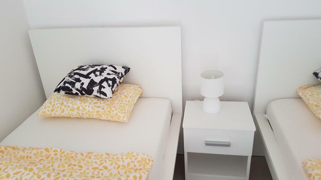 Apartment F6 Osijek Buitenkant foto