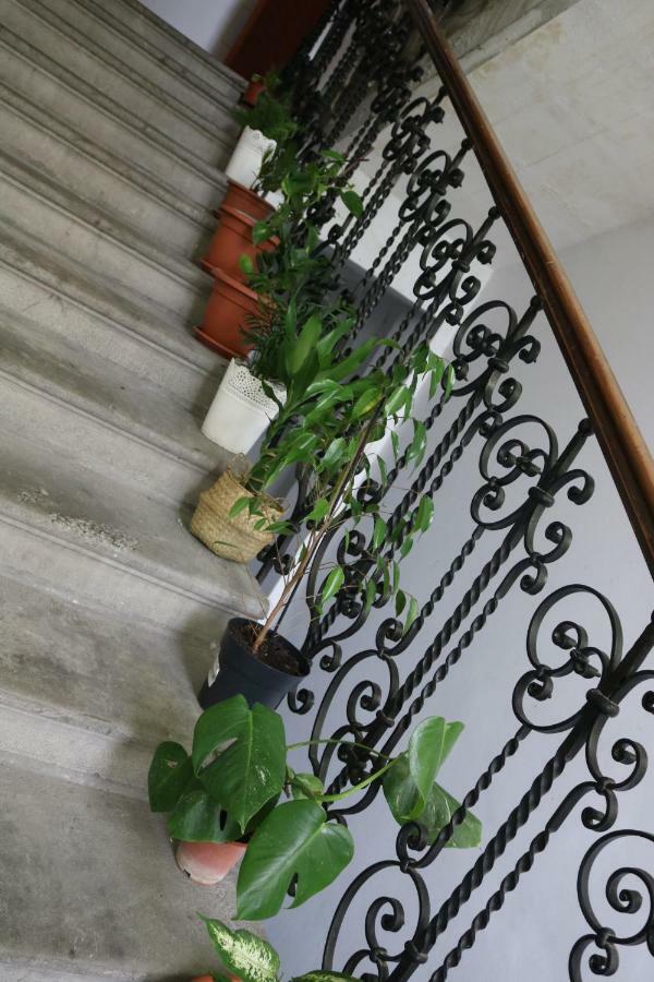 Apartment F6 Osijek Buitenkant foto